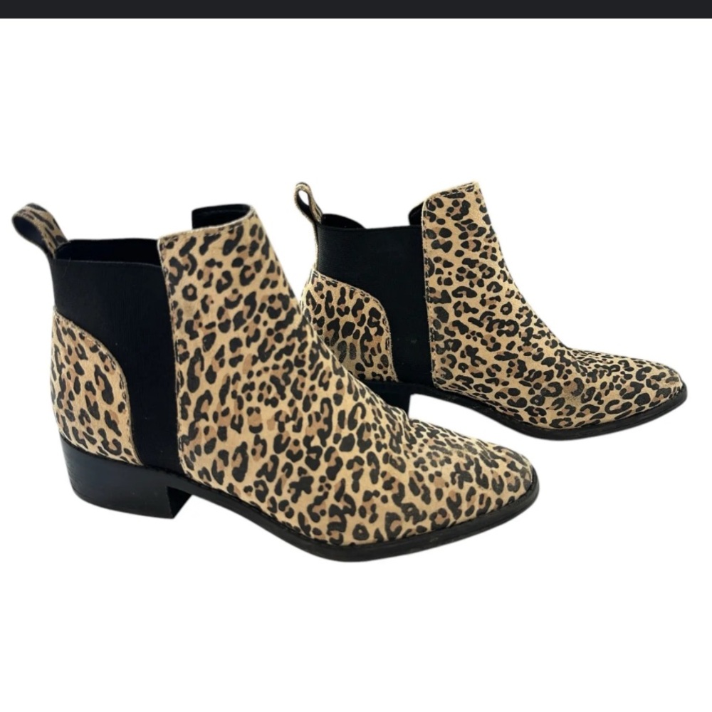 Leopard Print Ankle Boots
Like new worn once